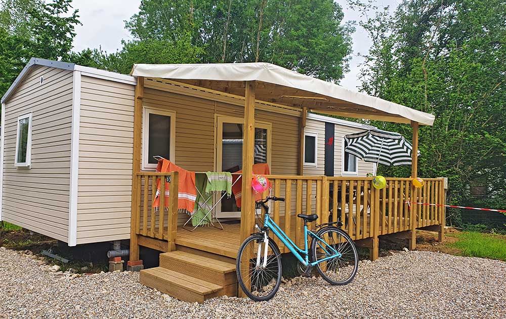 Cottage Standing