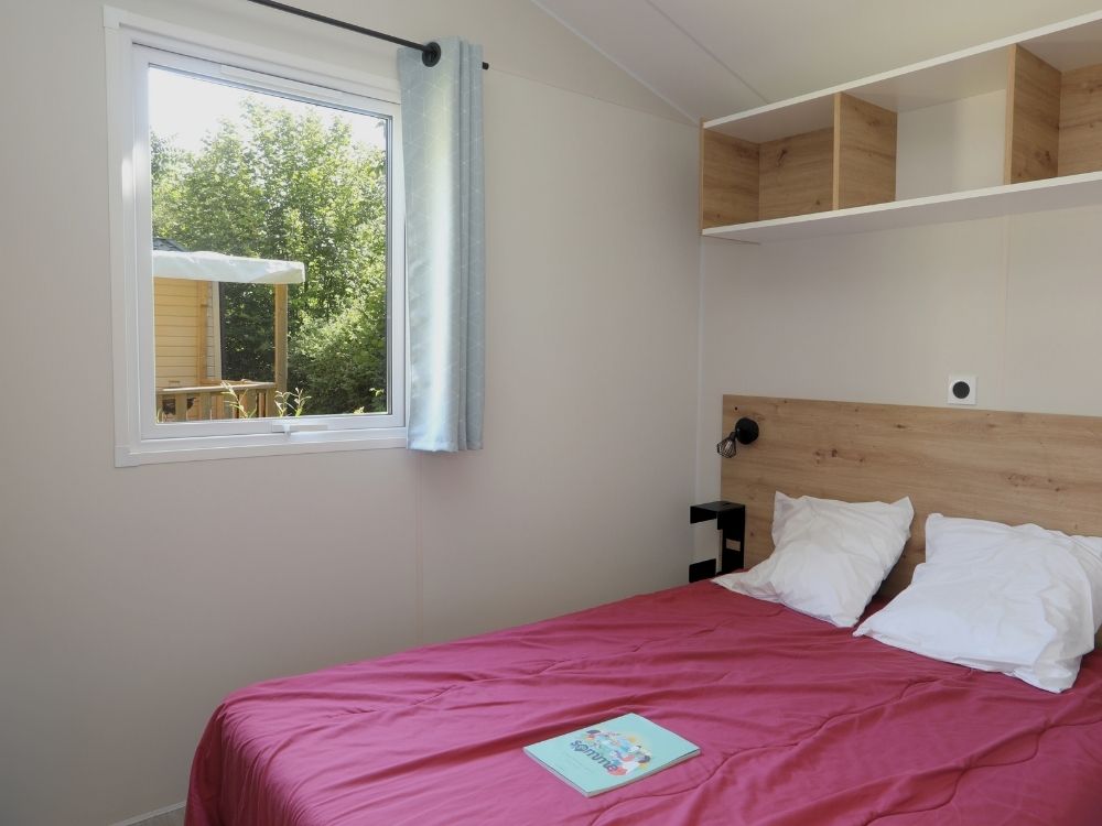 Camping-Paradis-in-Somme-Bay-Le-Val-de-Trie-Campsite-with-Pool-and-Activities-4-Star-in-Picardy-Standing-Rental-3 Cottage Standing