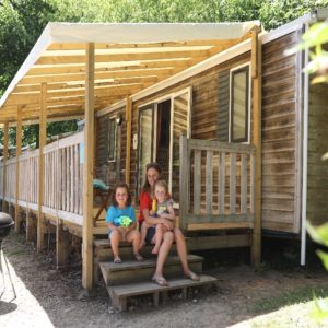 Camping avec piscine couverte et chauffée en Baie de Somme - Camping Paradis Le Val de Trie 4 étoiles - Location de mobil-home à Saint-Valery-sur-Somme