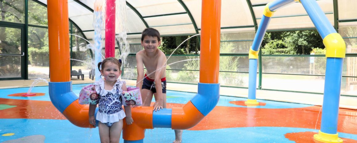 Camping-Paradise-in-the-Bay-of-Somme-Le-Val-de-Trie-4-Star-Campsite-with-Pool-and-Entertainment-in-Picardy-Aquatic-garden-banner New : The covered aquatic garden !